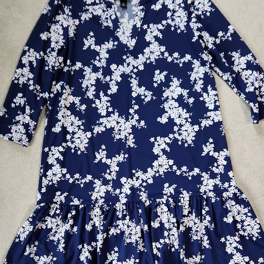 Navy White Pink Floral V Neck 3/4 length sleeves Polyester Sress - Medium